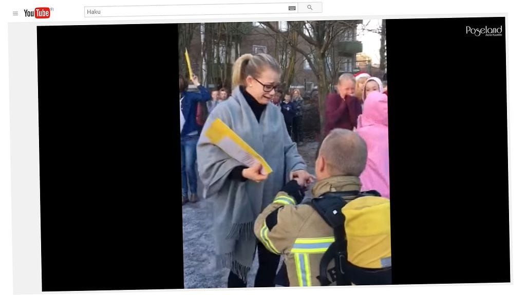Poselandin julkaisema video todistaa romanttisen kosinnan.