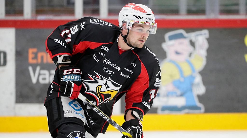 Sami Blomqvist Sportin paidassa.