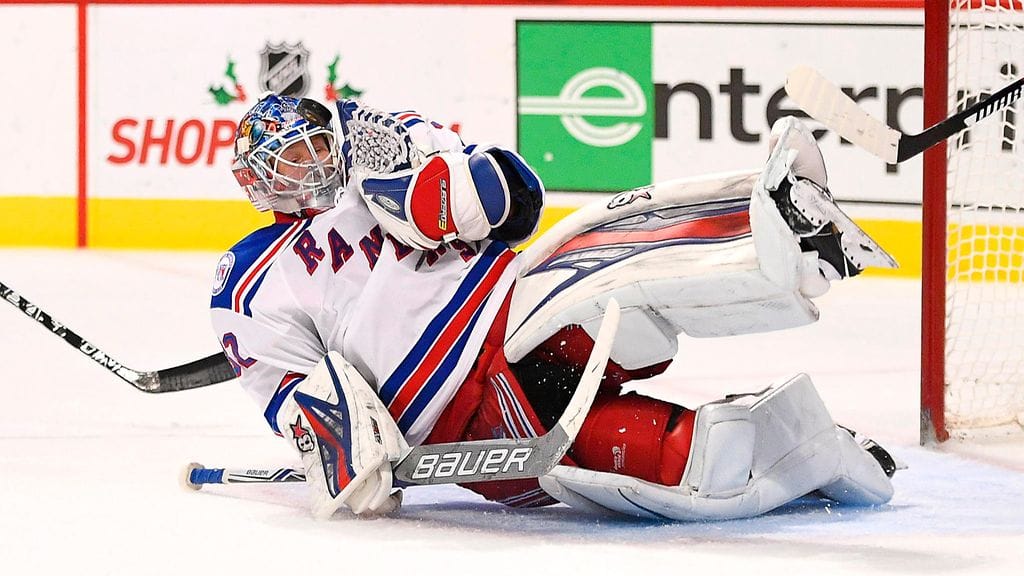 Antti Raanta loukkaantui.