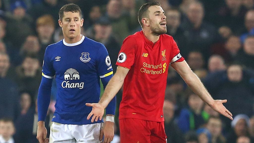 Ross Barkley ruman taklauksen kohteena oli 'Pool-kippari Jordan Henderson