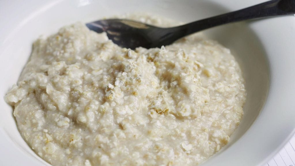 Finnairin lennoilla syödään vastaisuudessa irlantilaista puuroa kotimaisen sijaan. Kuvituskuva.