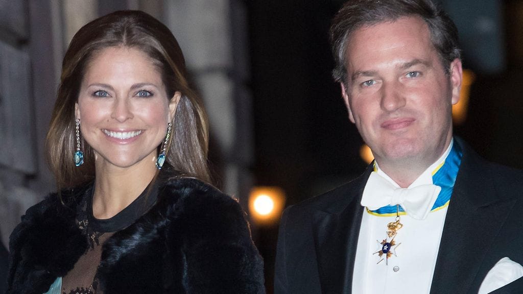 Madeleine ja Chris O'Neill saapumassa Ruotsin Akatemian gaalailtaan Tukholmassa 20. joulukuuta 2016.