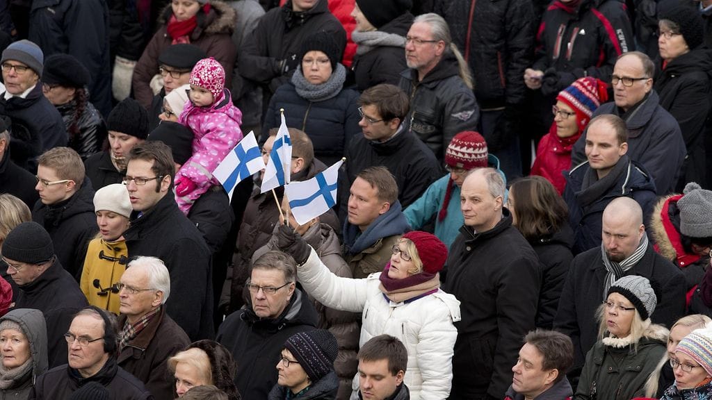 Tuhannet ihmiset seurasivat joulurauhan julistusta Turussa jouluaattona 24. joulukuuta 2014.