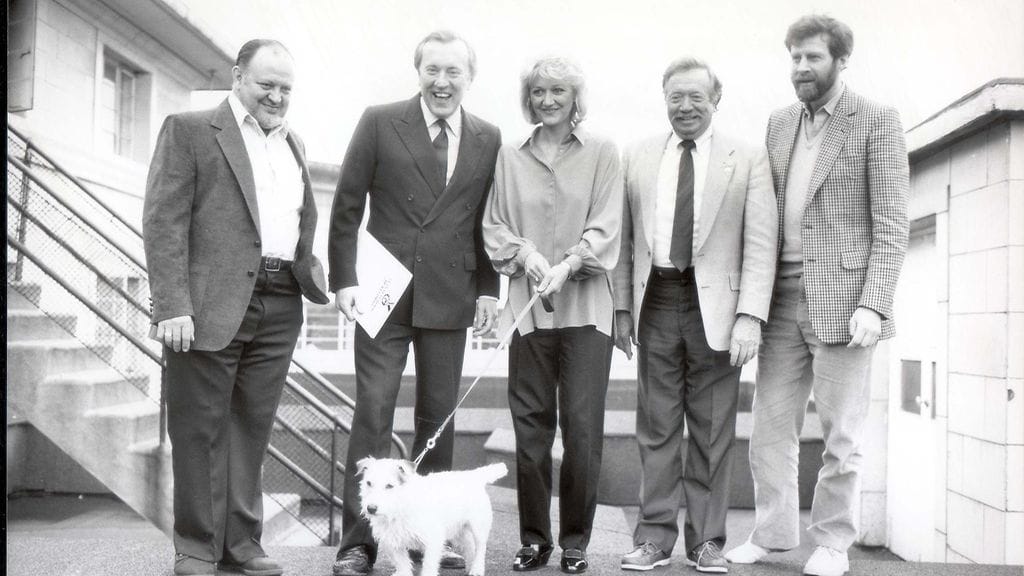 Ennätyksenrikkojia Lontoossa vuonna 1986. Vesna Vulovic keskellä.