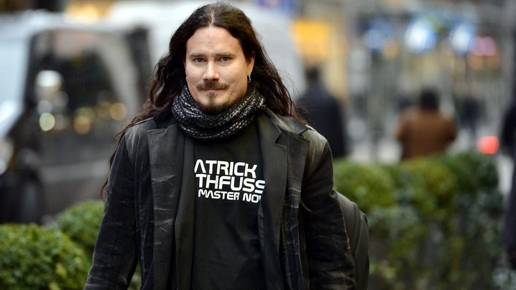 Tuomas Holopainen on pitänyt kiinni pitkästä hiustyylistään jo yli viidentoista vuoden ajan.