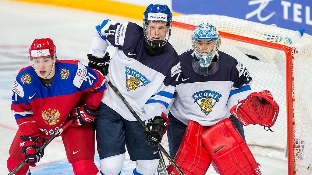Olli Juolevi ja Veini Vehviläinen ovat viime vuoden mestarijoukkueesta taas mukana.