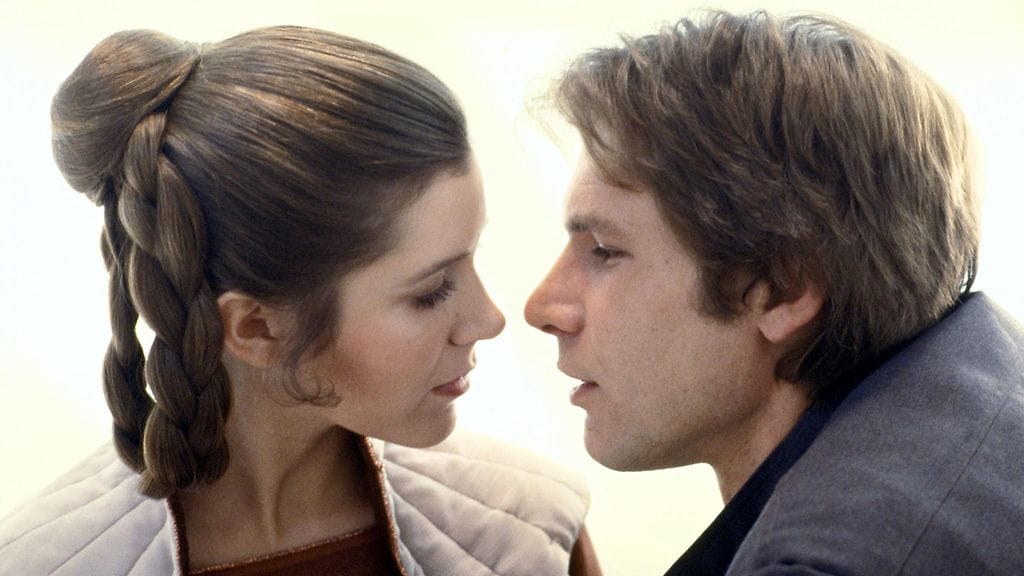 Prinsessa Leia (Carrie Fisher) ja Han Solo (Harrison Ford) Imperiumin vastaisku -elokuvassa vuonna 1980.