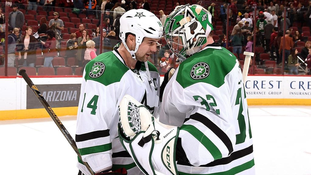 Jamie Benn onnitteli Kari Lehtosta voitosta.