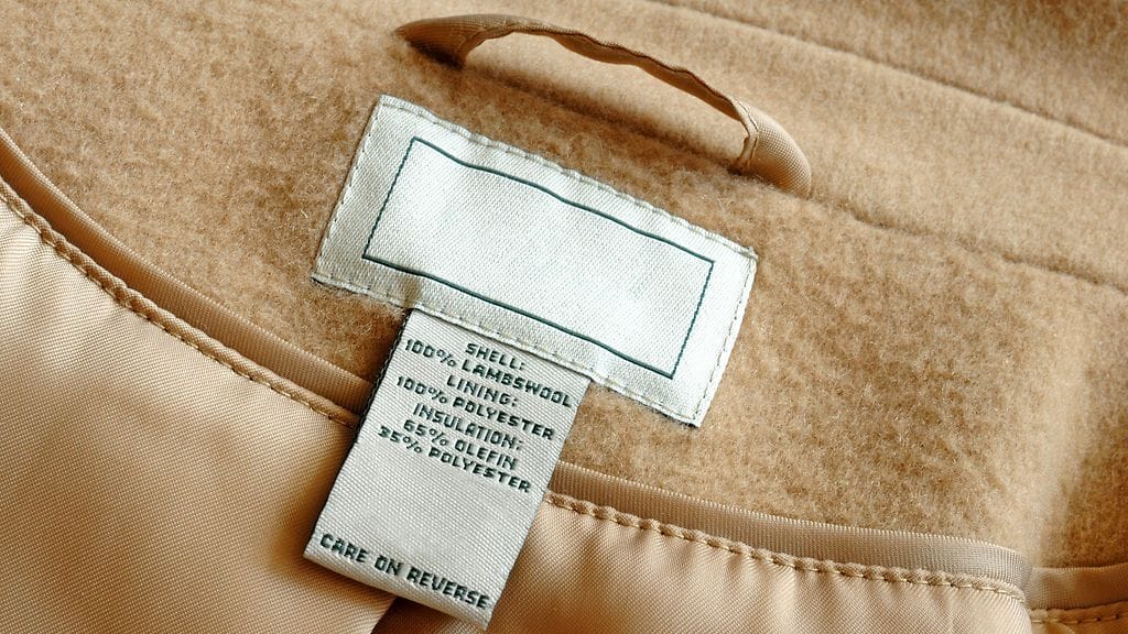 Hyvissä rakeissa on laadukas vuori, jonka reunassa kulkee erillinen nauha.