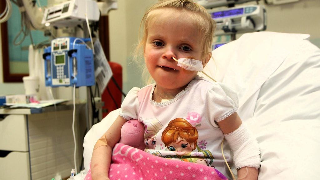 Sydänleikkauksen jälkeen pieni Sophie Maxwell on aivan kuin uusi tyttö.