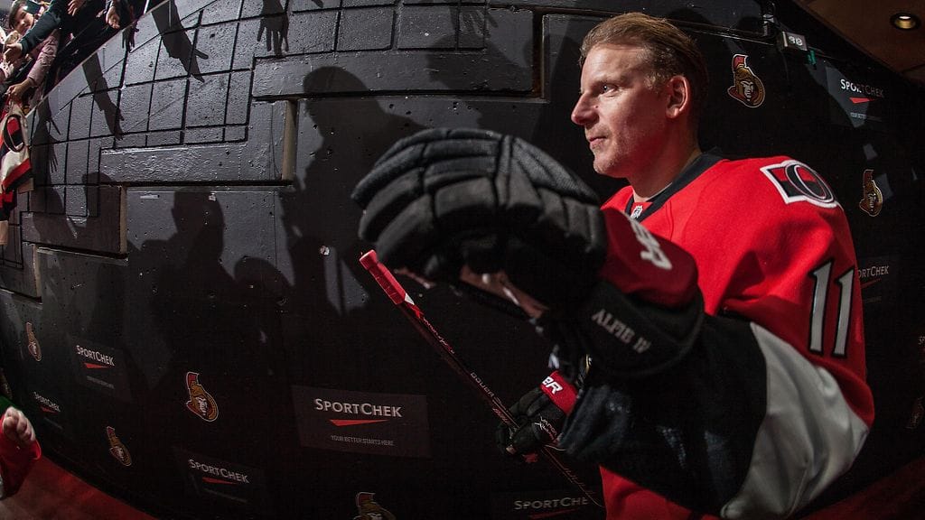 Daniel Alfredsson pelasi Ottawassa 17 kautta, niistä 13 kapteenina.