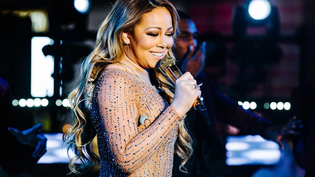 Mariah Careyn esiintyminen New Yorkin isoissa uudenvuodenjuhlissa ei mennyt niin sanotusti ihan putkeen 31. joulukuuta 2016.