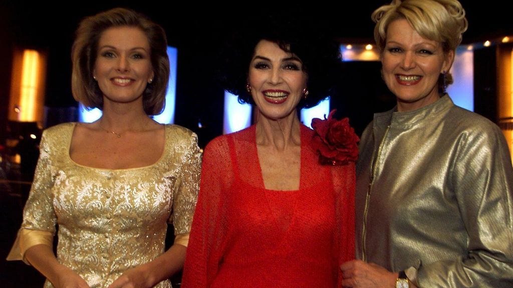Tanja Karpela, Lenita Airisto ja Pirjo Laitinen 27.1.2001