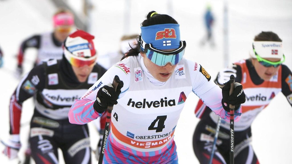 Krista Pärmäkoski jahtaa kärkeä.