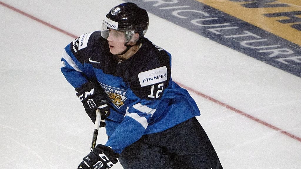 Juuso Välimäki iski Suomelle kaksi maalia.