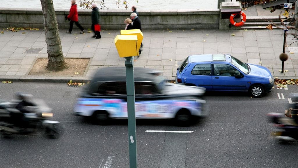 Kuvituskuva. Kuvan peltipoliisi ei liity juttuun.