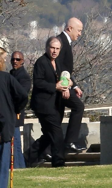 Carrie Fisher, hautajaiset, uurna, prozac