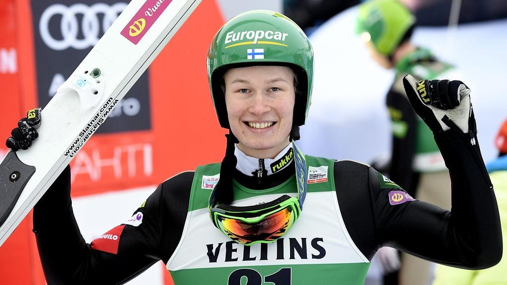 Leevi Mutru tuuletti huippuhyppyään.