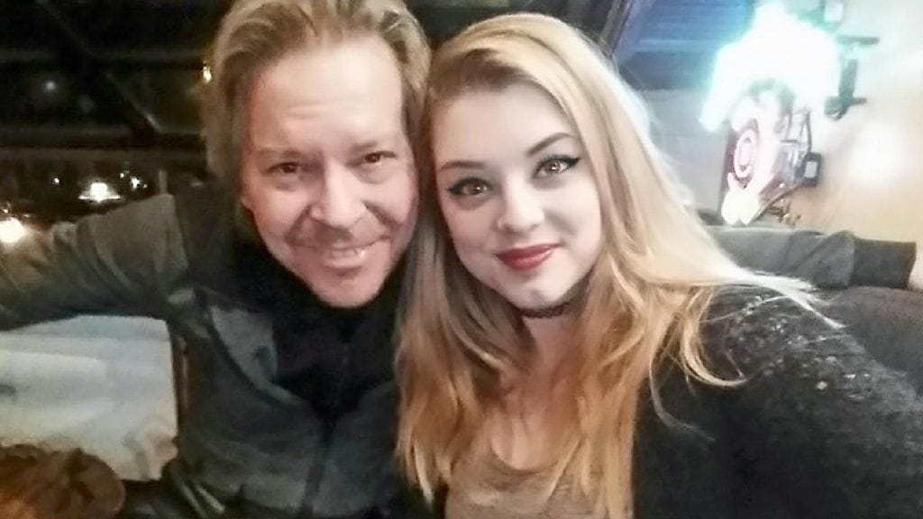 Robb Taylor ja Erica Gower rakastuivat toisiinsa ensisilmäyksellä suuresta ikäerosta huolimatta.