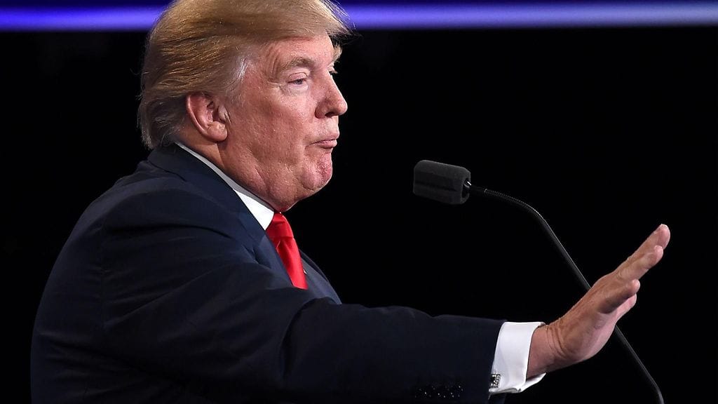 Asiakirjassa muun muassa väitetään Trumpin neuvonantajien tehneen salaisesti yhteistyötä Venäjän kanssa.