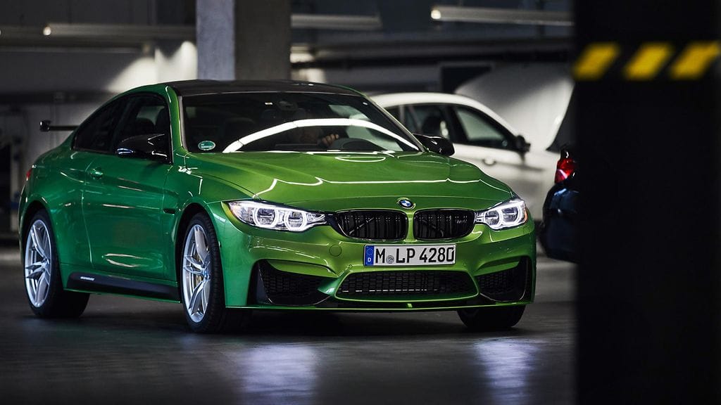 BMW M4 saa tulevaisuudessa sähkömoottorin.