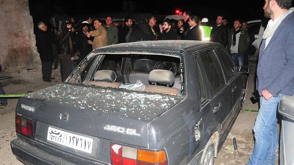 Poliisi tutki Damaskoksessa tapahtunutta itsemurhaiskua torstaina 12.1.2017.