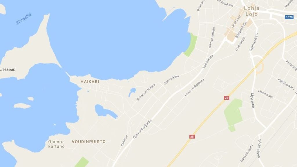 Pealstuslaitos sai hälytyksen Ojamon kaivoslammelle eilen puolen päivän aikaan.