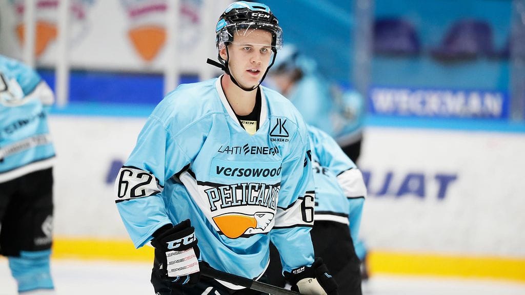 Taklaus osui Kimi Koivistoa päähän. Arkistokuva.