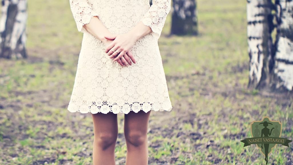 Juttusarjassa naiset vastaavat joka viikko lukijoiden kysymyksiin.