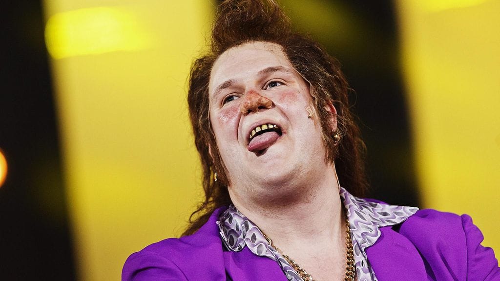 Mikko Penttilän luoma Turkka "Stögis" Kuppi on iskelmämiehiä.