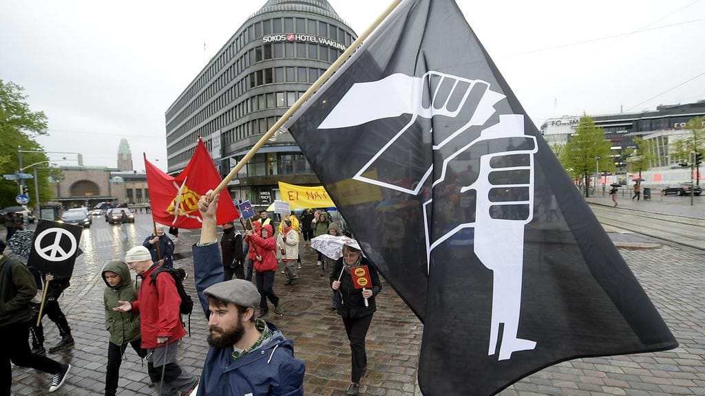 Aseistakieltäytyjäliiton mukaan tämä rikkoisi kansainvälisiä ihmisoikeussopimuksia, joita Suomi on sitoutunut noudattamaan.