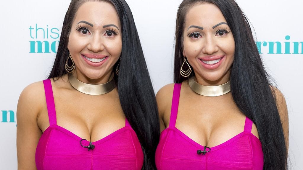 Anna ja Lucy DeCinque.