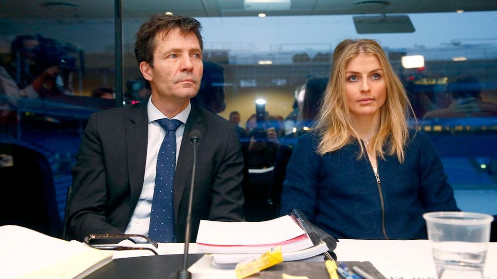 Therese Johaug asianajajansa Christian B. Hjortin kanssa viime tammikuussa.