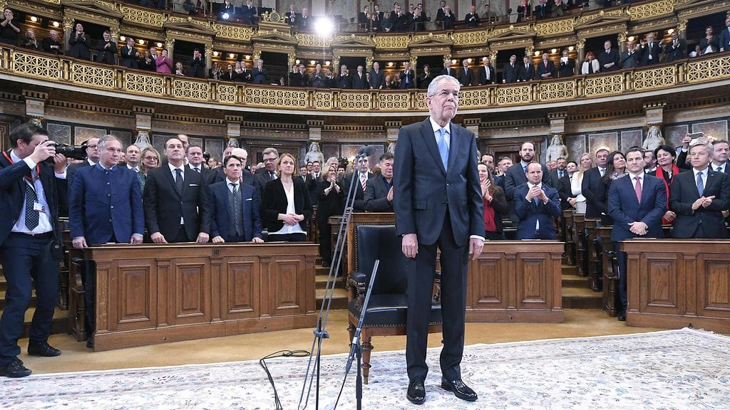 Itävallan presidentti Alexander Van der Bellen virkaanastujaisissaan Wienissä 26. tammikuuta 2017.