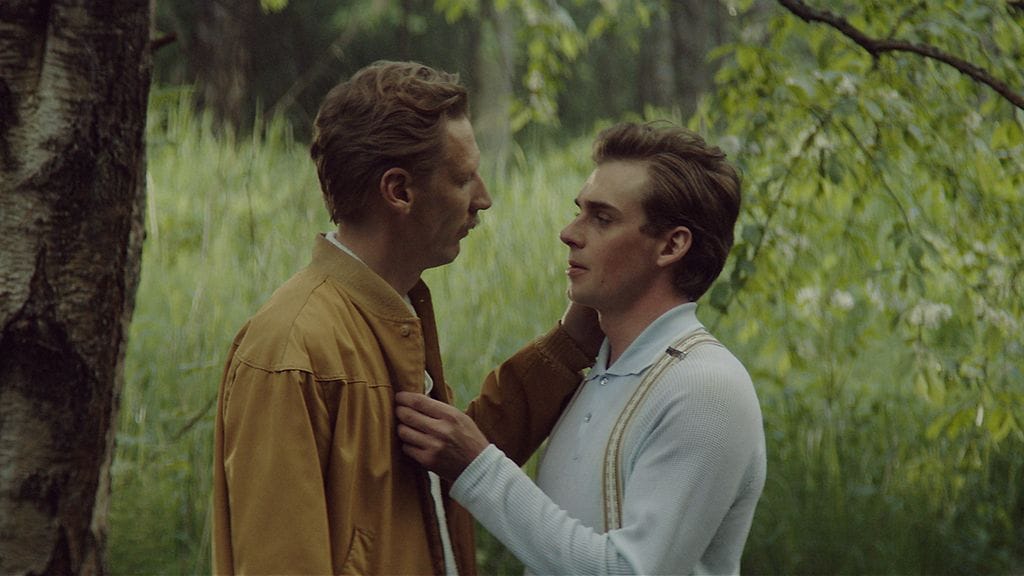 Pekka Strang ja Lauri Tilkanen näyttelevät Tom of Finland -elokuvassa.