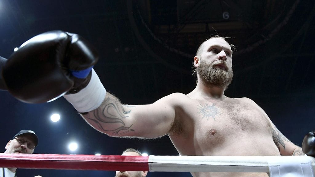 Robert Helenius havittelee uransa ensimmäistä MM-ottelua.