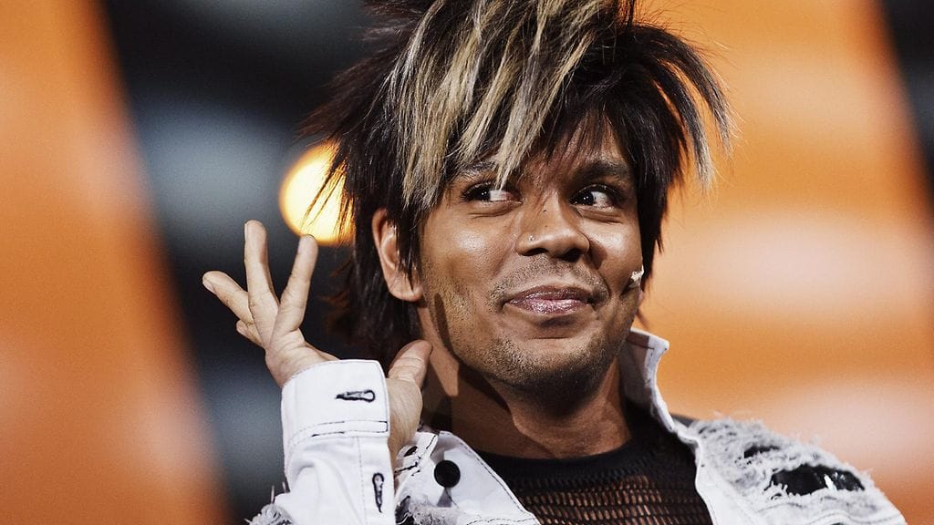 Ernest Lawsonin sketsihahmo Abdul Tuisku Putouksen kahdeksannen kauden ensimmäisessä livelähetyksessä 21. tammikuuta 2017.