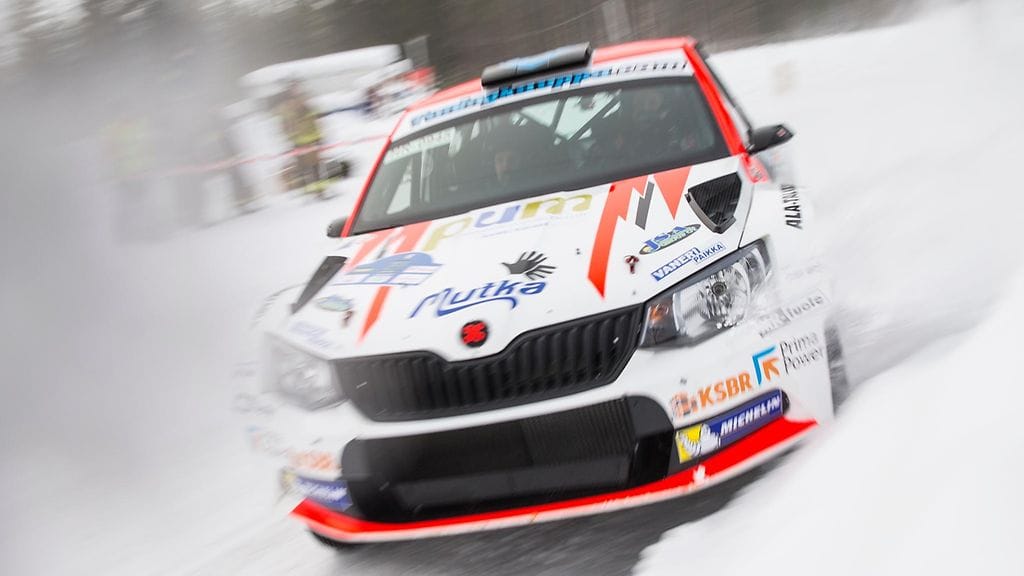 Teemu Asunmaa kilpailee Skoda Fabia R5 -autolla tämän kauden rallin SM-sarjassa.