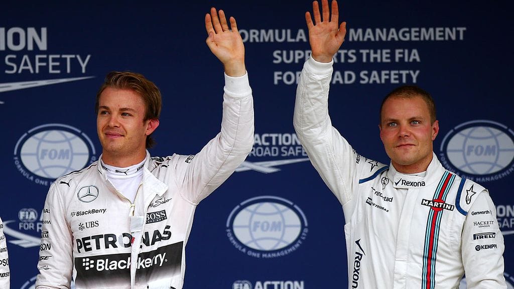 Nico Rosberg (vas.) ja Valtteri Bottas