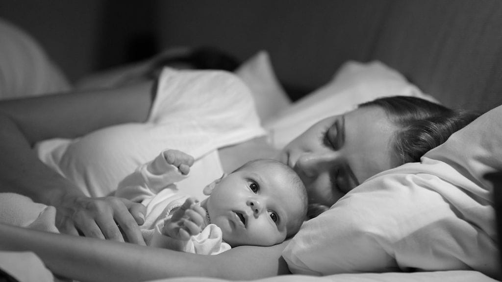 Kirjoittaja haluaa muistuttaa, että äitiys on rankkaa kaikille vanhemmille, ei vain sinulle.