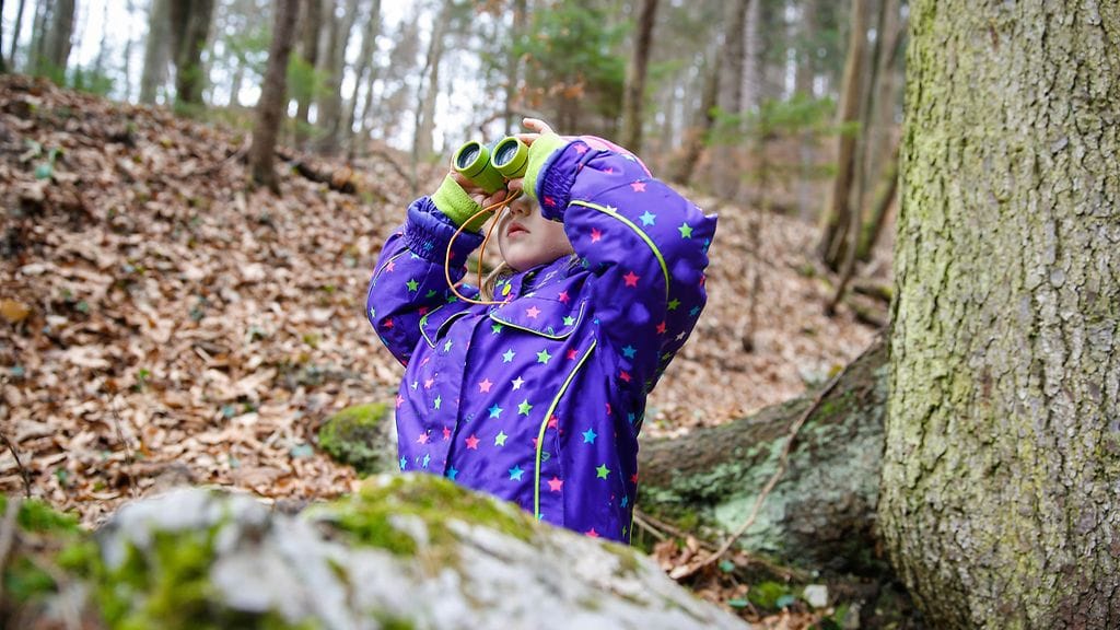 Äiti kertoo hänen tyttärensä katselevan maailmaa aivan ainutlaatuisten lasien läpi.