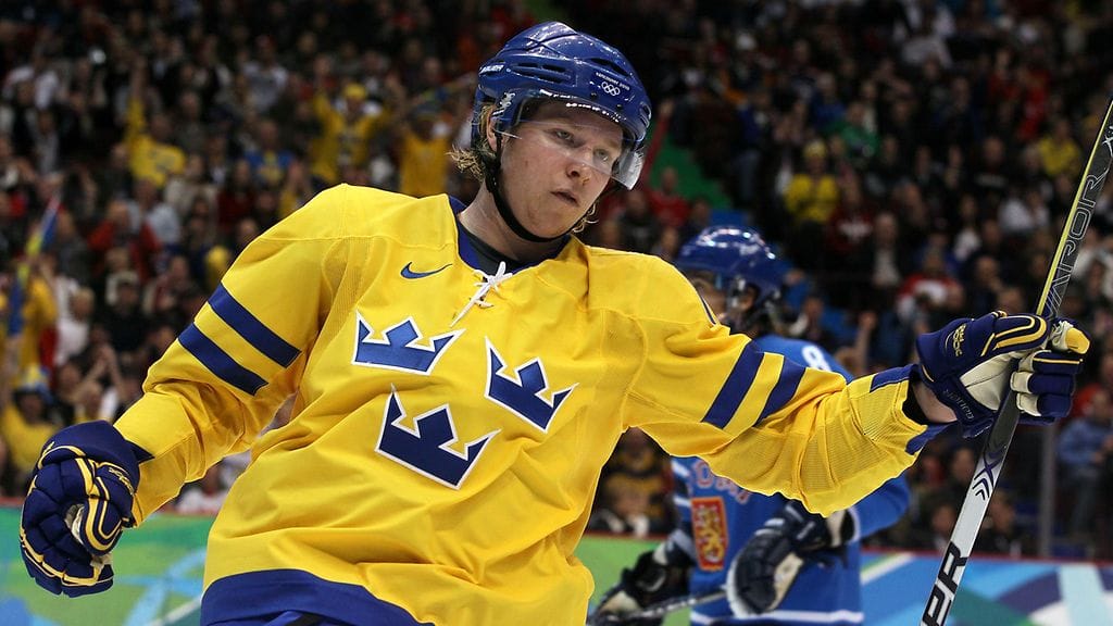 Nicklas Bäckström Ruotsin paidassa Sotshin olympialaisissa.