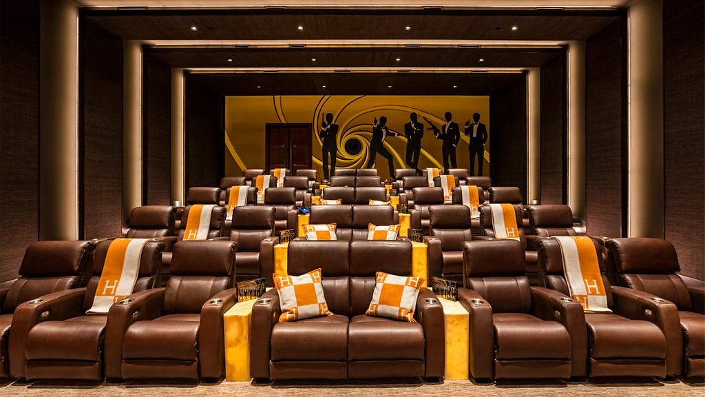 08.MovieTheater luxustalo