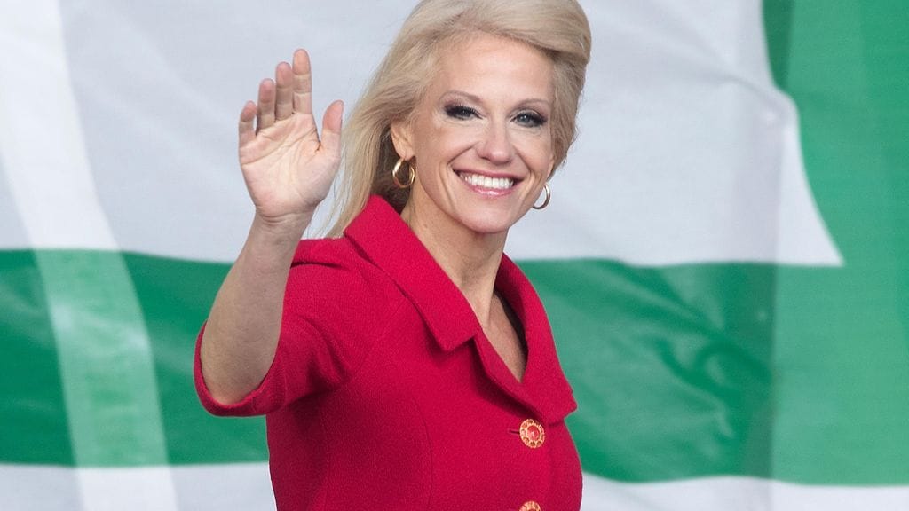 Kellyanne Conwayn mukaan kaikkialla lehdistössä, tv:ssä ja radiossa julkaistaan uutisia, joita ei ole kunnolla tarkistettu ja jotka ajoittain perustuvat valheisiin.