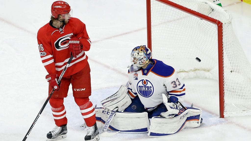 Sebastian Aho on häärinyt vastustajien maalivahtien riesana.