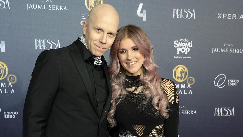 Jannika B ja Toni Wirtanen edustivat yhdessä vuoden 2016 Emma-gaalassa.
