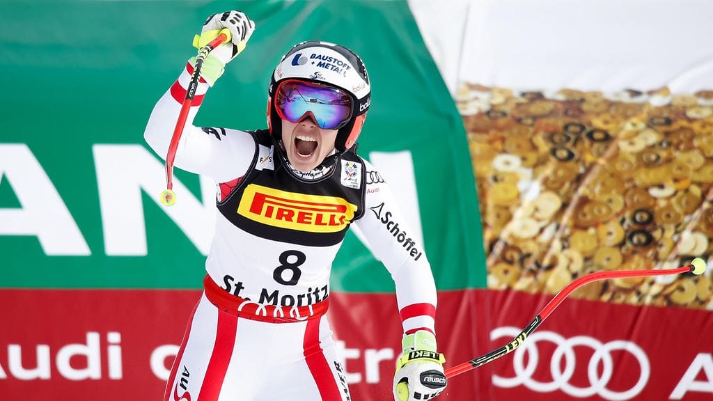 Nicole Schmidhofer tuuletti huippulaskuaan villisti.