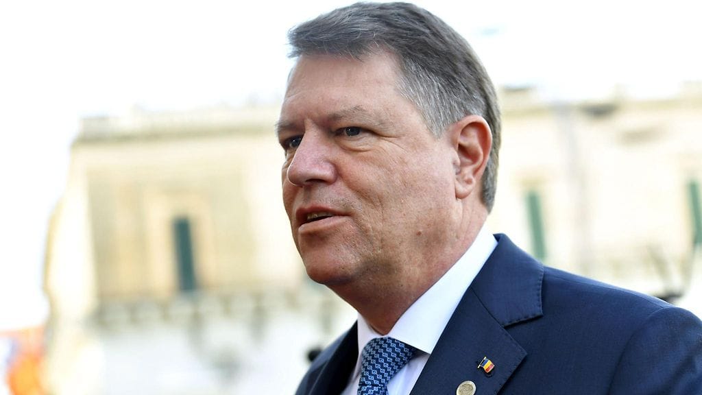 Romanian presidentti Klaus Werner Iohannis on aiemminkin kritisoinut korruptiolakia vesittäviä uudistuksia.