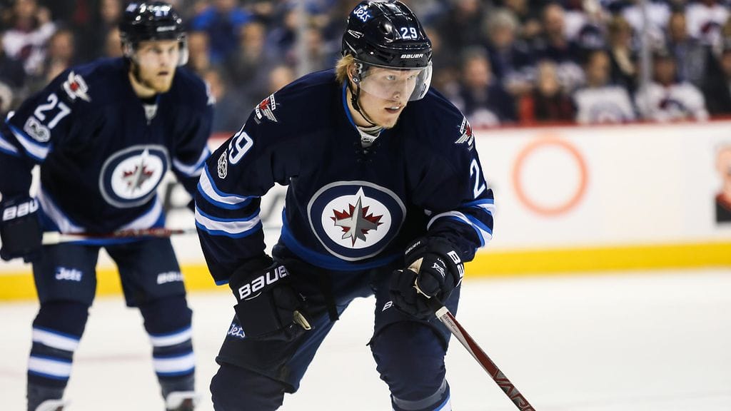 Patrik Laine keräsi yhden syöttöpisteen ottelussa Chicago Blackhawksia vastaan. Laine on kerännyt tällä kaudella tehot 23+21=44.