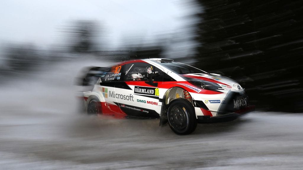 Jari-Matti Latvala jatkaa kilpailussa toisena.